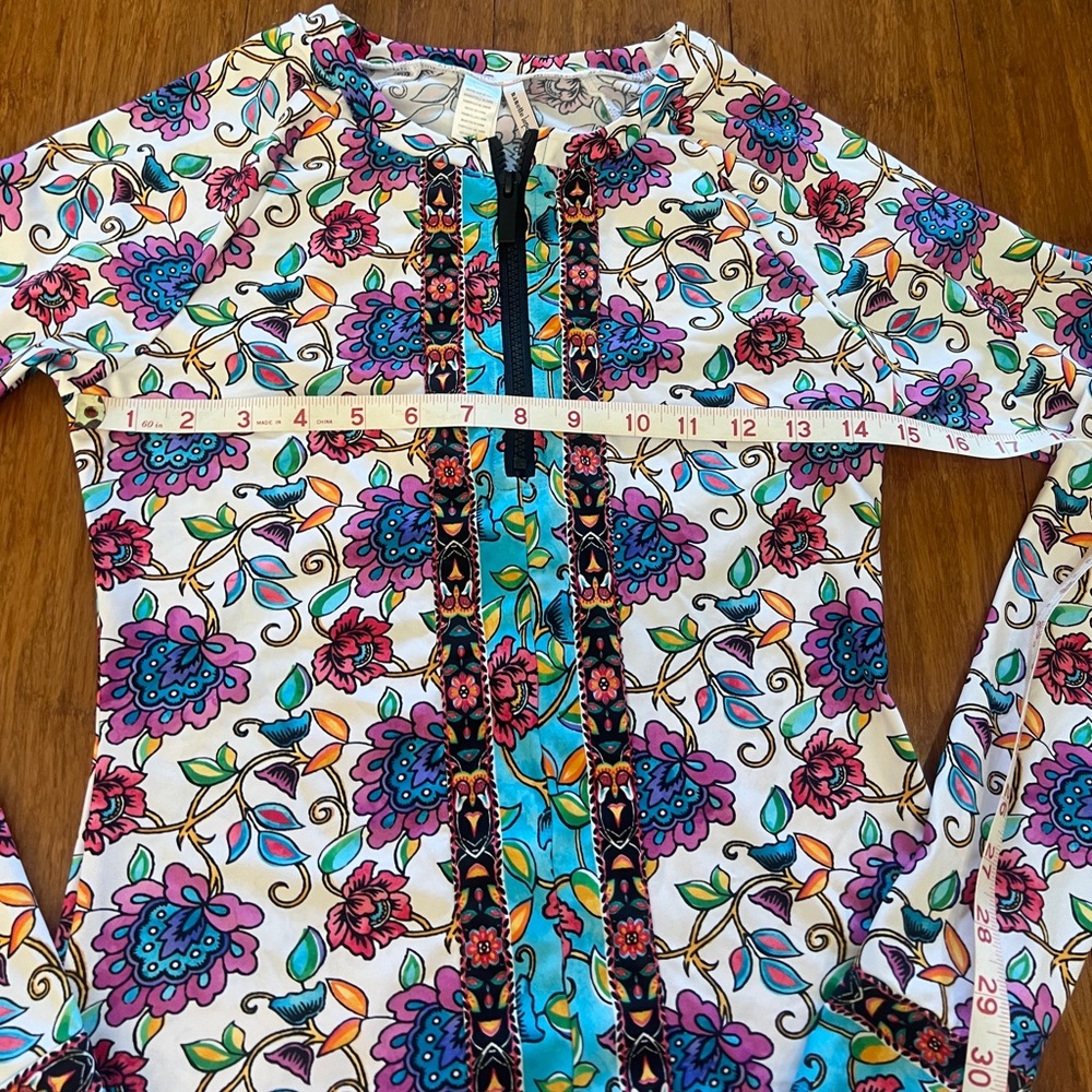 Nanette Lepore Rosarito Floral Rashguard Swim Top Sz S - Picture 4 of 10